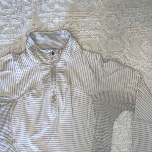 Lululemon Fresh Tracks 1/2 Zip Jacket